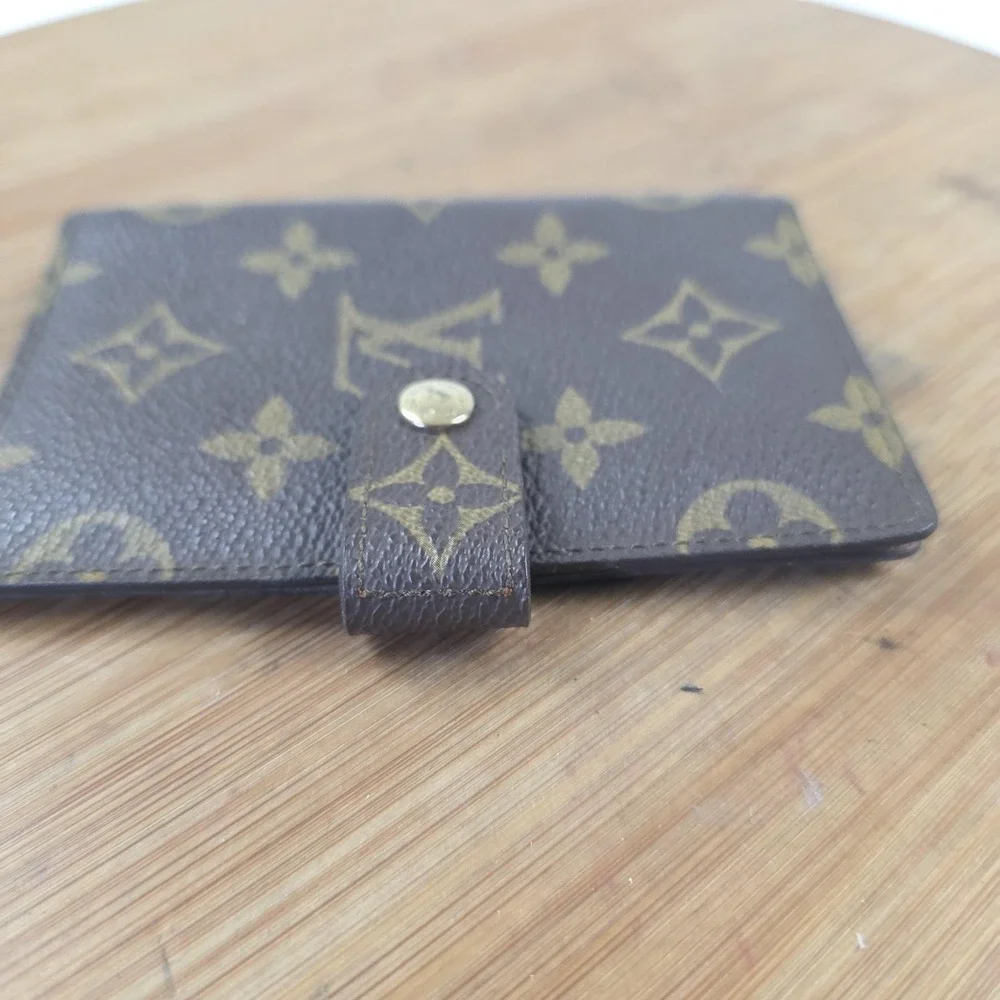 Louis Vuitton pre owned